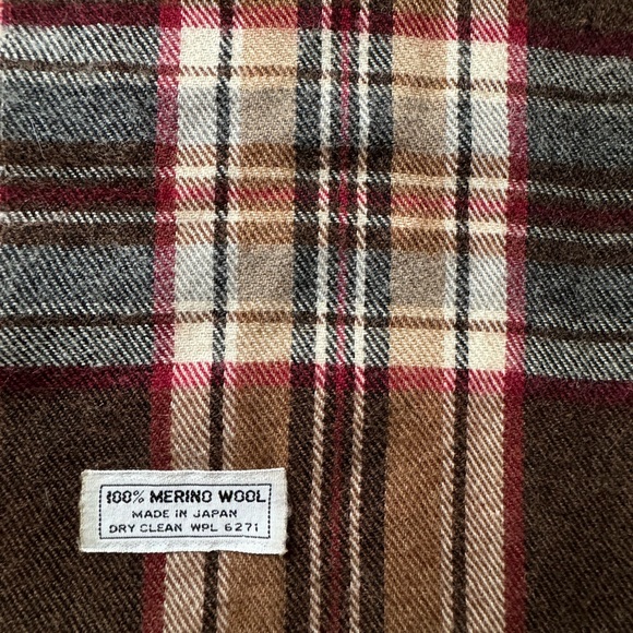 Dior, Christian Dior brown elegant scarf - Picture 5 of 7